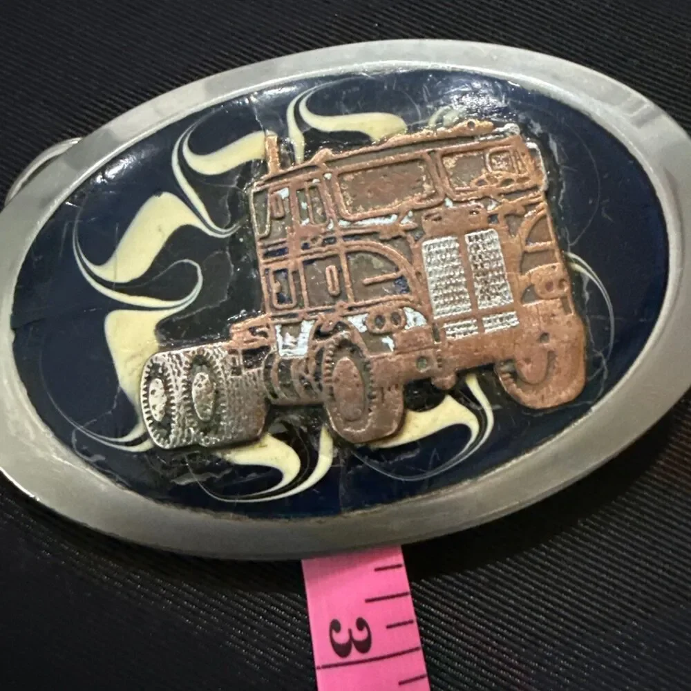 Semi Truck Trucker Driver Vintage Oval Belt Buckle White & Blue Enamel